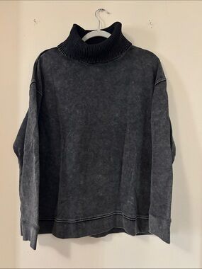 One teaspoon turtleneck sweatshirt